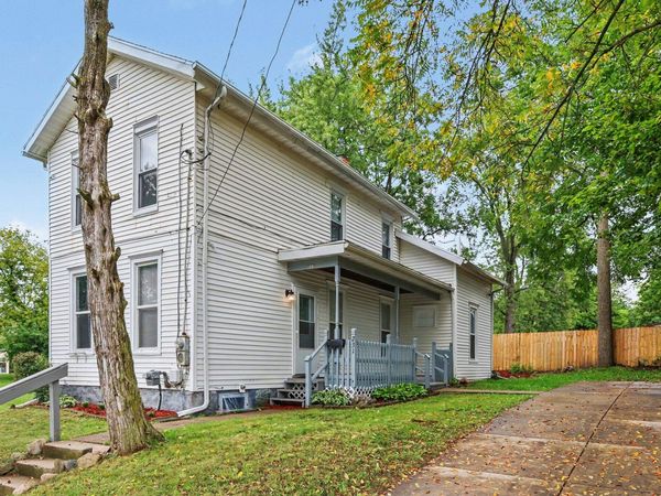 231 W Biddle Street, Jackson, MI 49203