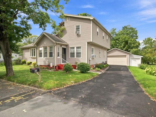 60 Brickett St, Springfield, MA 01119