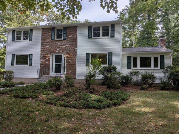 22 Coolidge Cir, Northborough, MA 01532