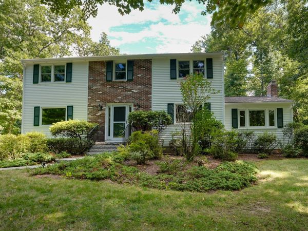 22 Coolidge Cir, Northborough, MA 01532