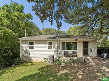 534 Iowa Street, Council Bluffs, IA 51503