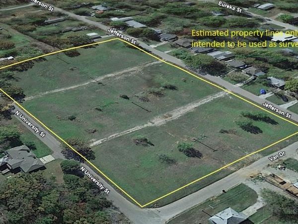 1301 N University Street , Seminole, OK 74868