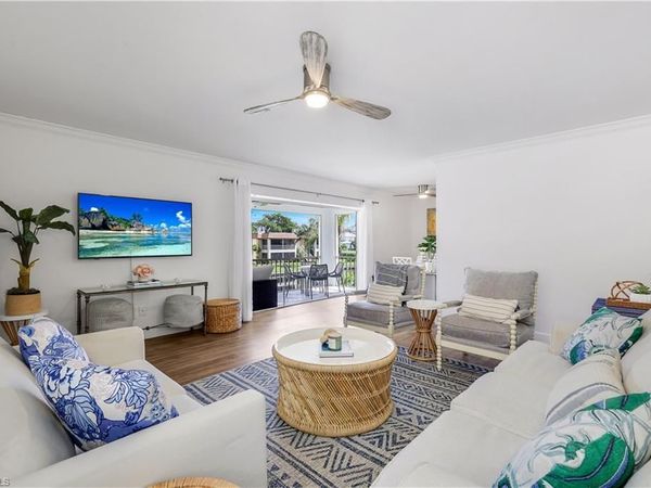 1155 Sandpiper ST, Unit D8, NAPLES, FL 34102