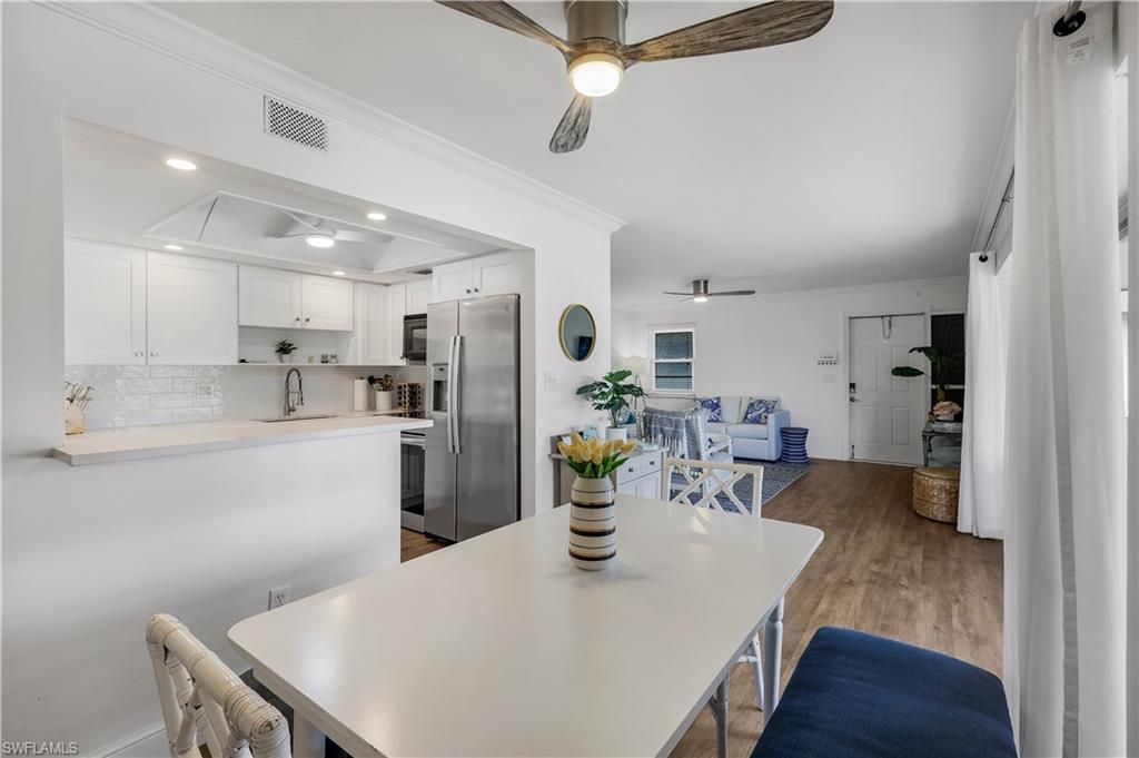 1155 Sandpiper St, Unit D8, Naples, FL 34102 Photo