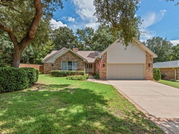 149 N Bermuda Circle, Niceville, FL 32578