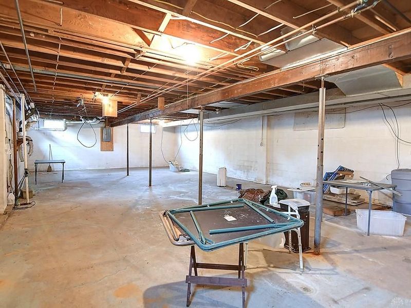 2752 Danbury Road, Springfield, OH 45505 Photo 23