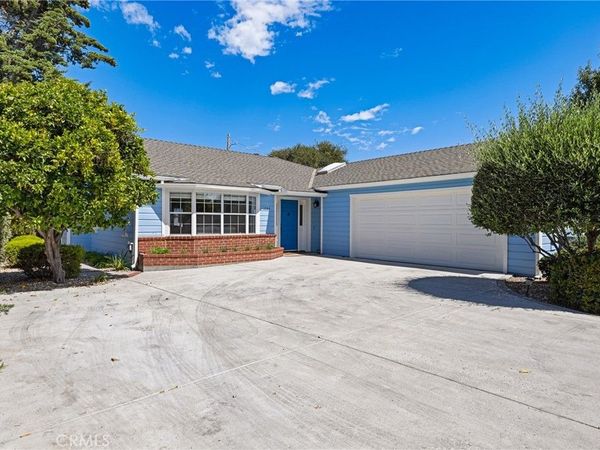 1044 Fair Oaks Avenue, Arroyo Grande, CA 93420