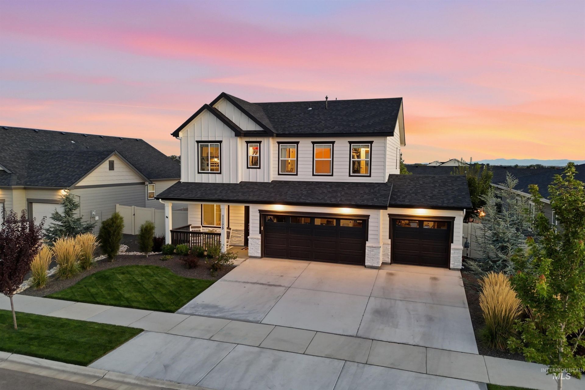 11175 W Soaring Hawk Street, Star, ID 83669 Main Photo
