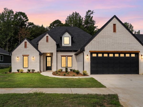 7081 Cold Creek Drive, Alexander, AR 72002
