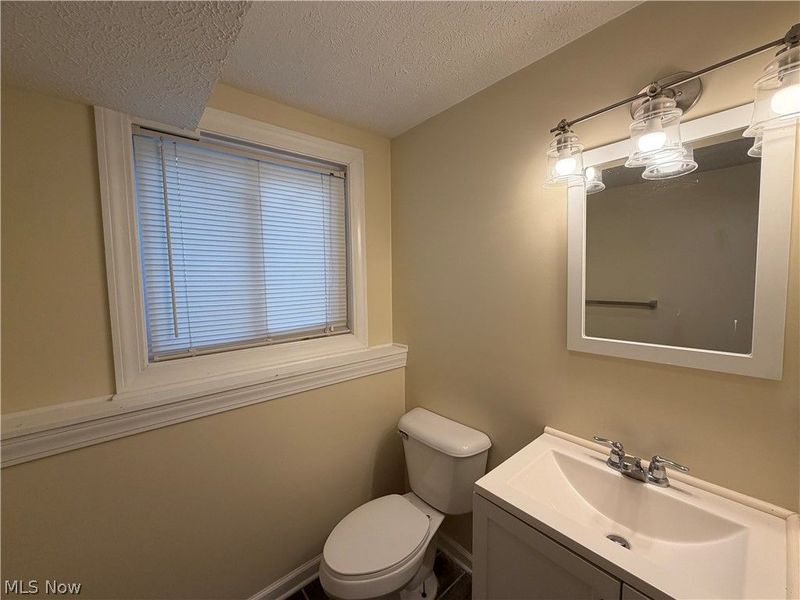 25142 Deerfield Drive, North Olmsted, OH 44070 Photo 10