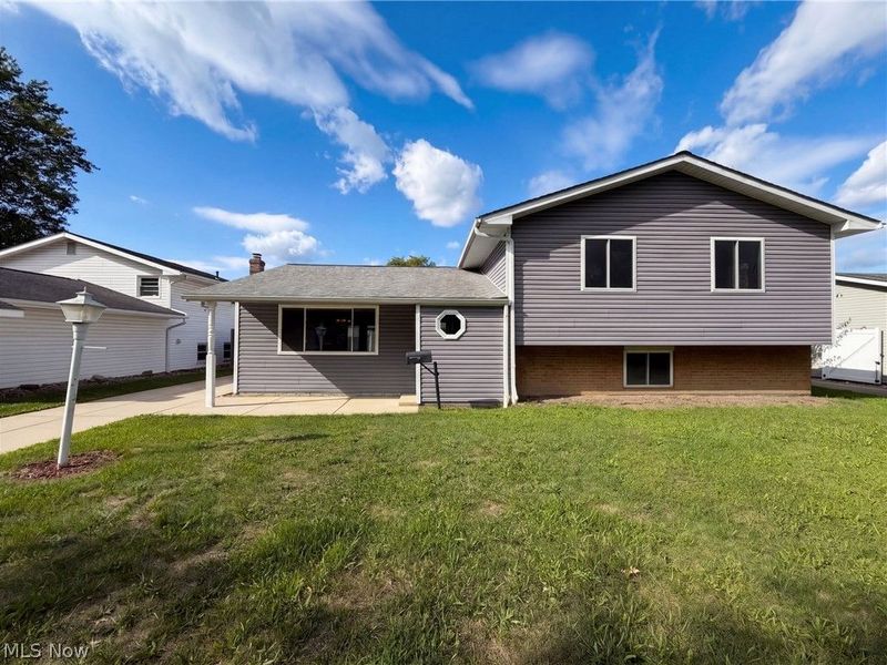25142 Deerfield Drive, North Olmsted, OH 44070 Photo 16