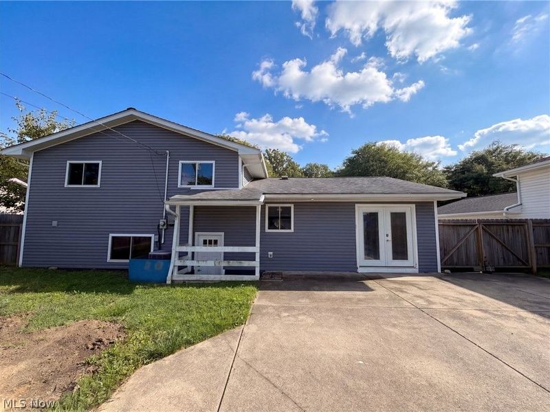 25142 Deerfield Drive, North Olmsted, OH 44070 Photo 19