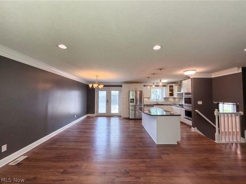 25142 Deerfield Drive, North Olmsted, OH 44070 Photo 3