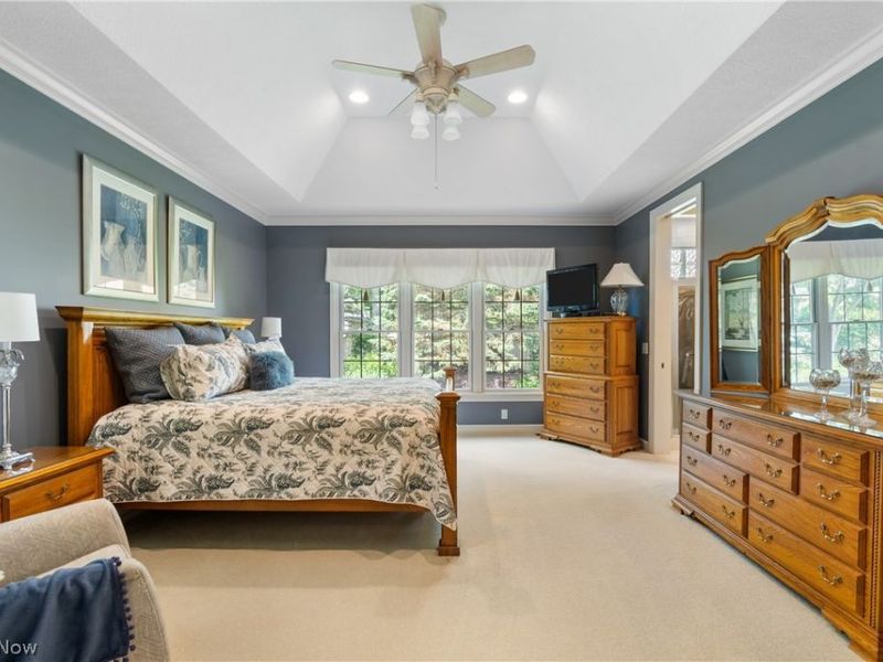 8261 Mackenzie Avenue NW, North Canton, OH 44720 Photo 12