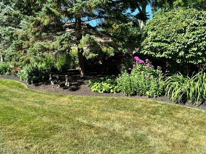 8261 Mackenzie Avenue NW, North Canton, OH 44720 Photo 31