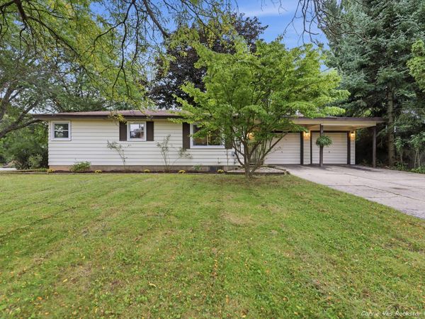 3100 Hoehn Street NW, Grand Rapids, MI 49504