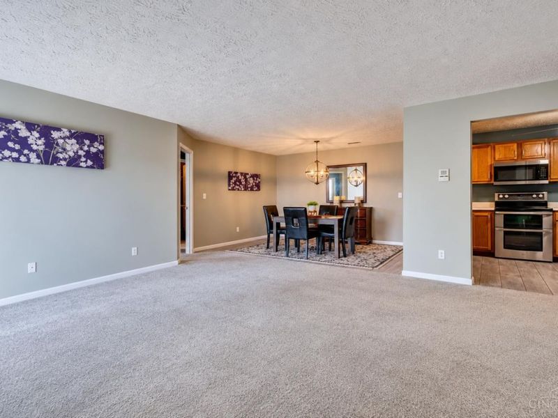 7920 Jessies Way, Unit 204, Fairfield Township, OH 45011 Photo 9