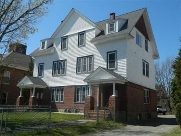 414 Middleboro Ave, Unit 2, Taunton, MA 02718