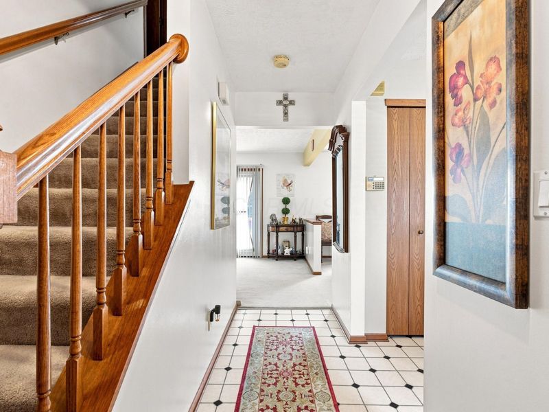 6933 Brockland Drive, Reynoldsburg, OH 43068 Photo 11