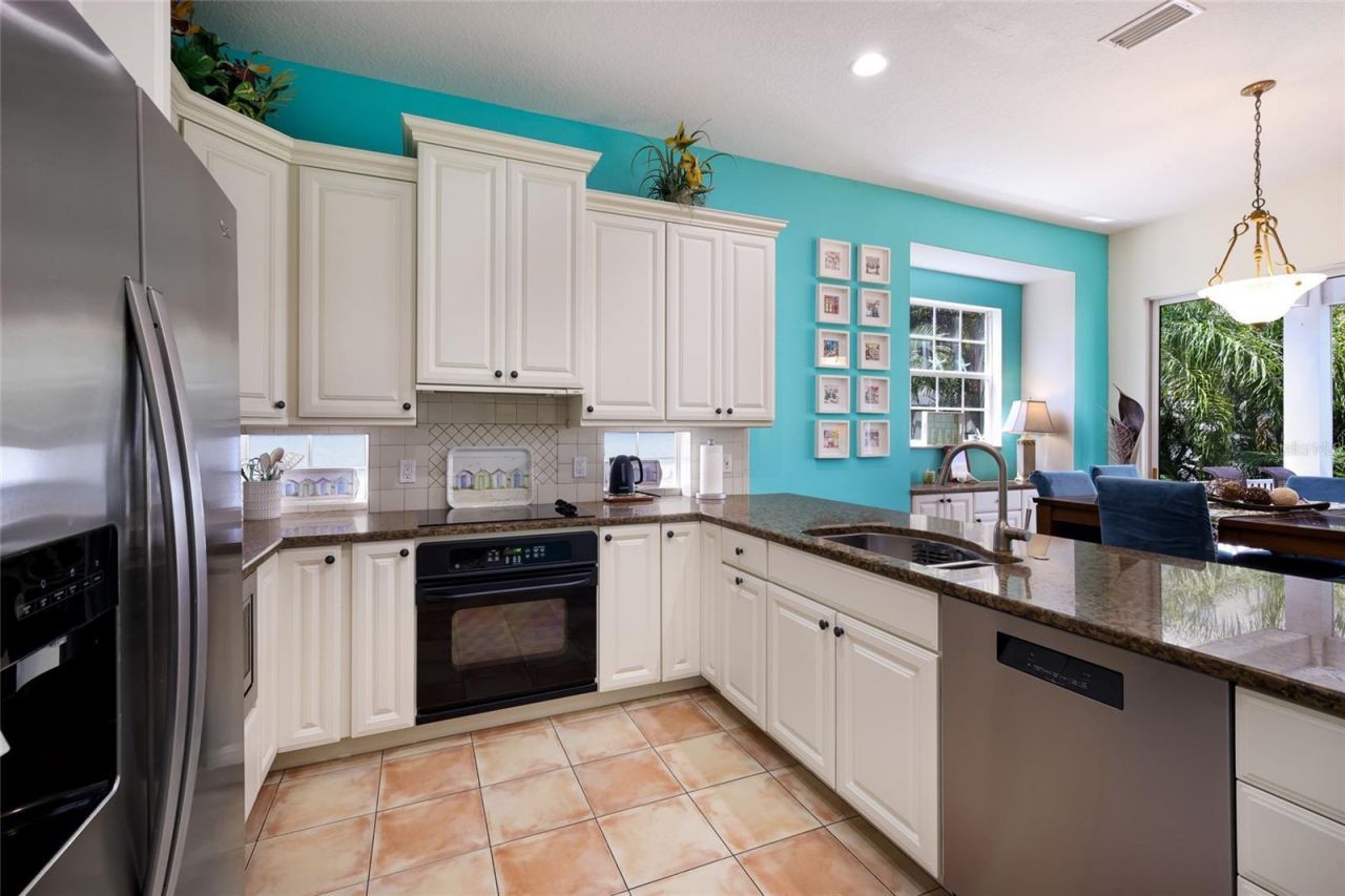 310 63rd St, Bradenton Beach, FL 34217 Photo