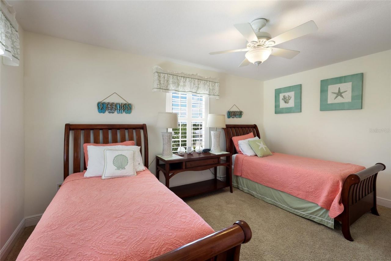 310 63rd St, Bradenton Beach, FL 34217 Photo
