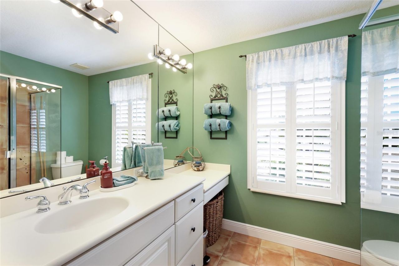 310 63rd St, Bradenton Beach, FL 34217 Photo