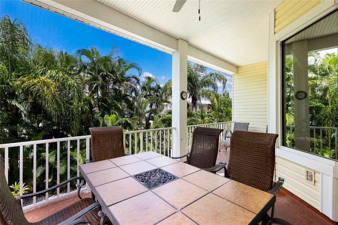 310 63rd St, Bradenton Beach, FL 34217 Photo