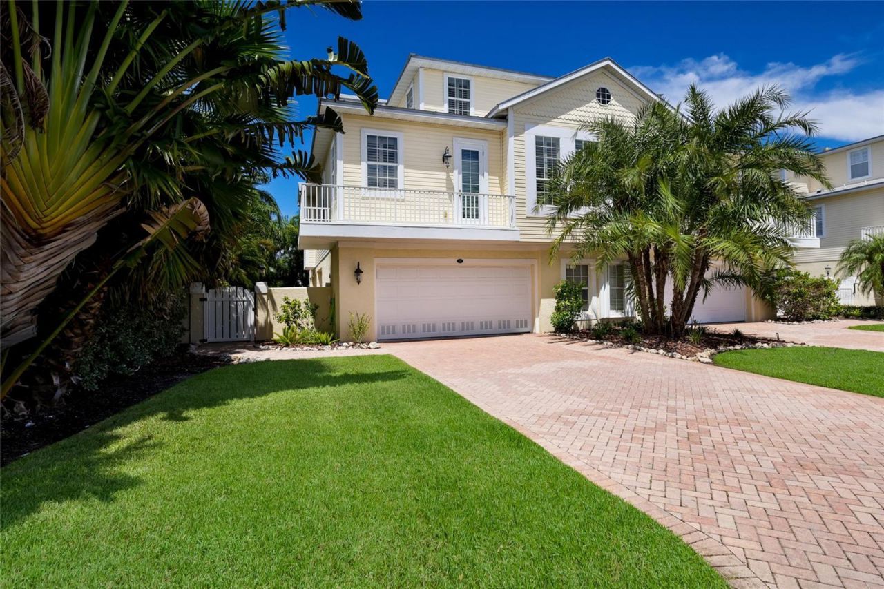 310 63rd St, Bradenton Beach, FL 34217 Photo