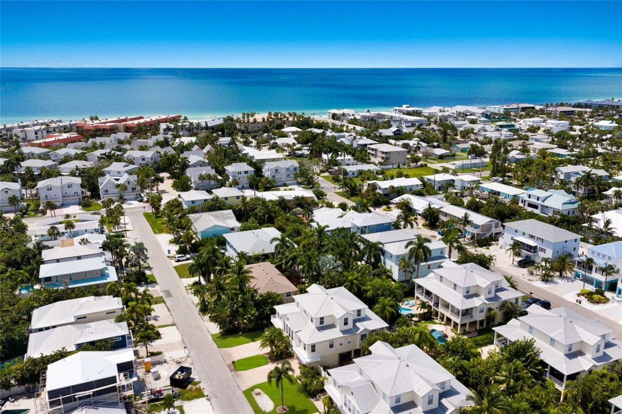 310 63rd St, Bradenton Beach, FL 34217 Photo