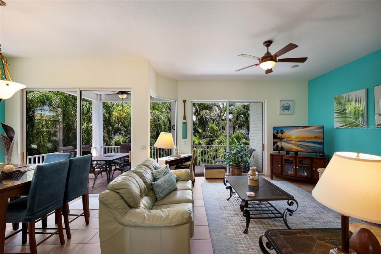310 63rd St, Bradenton Beach, FL 34217 Photo