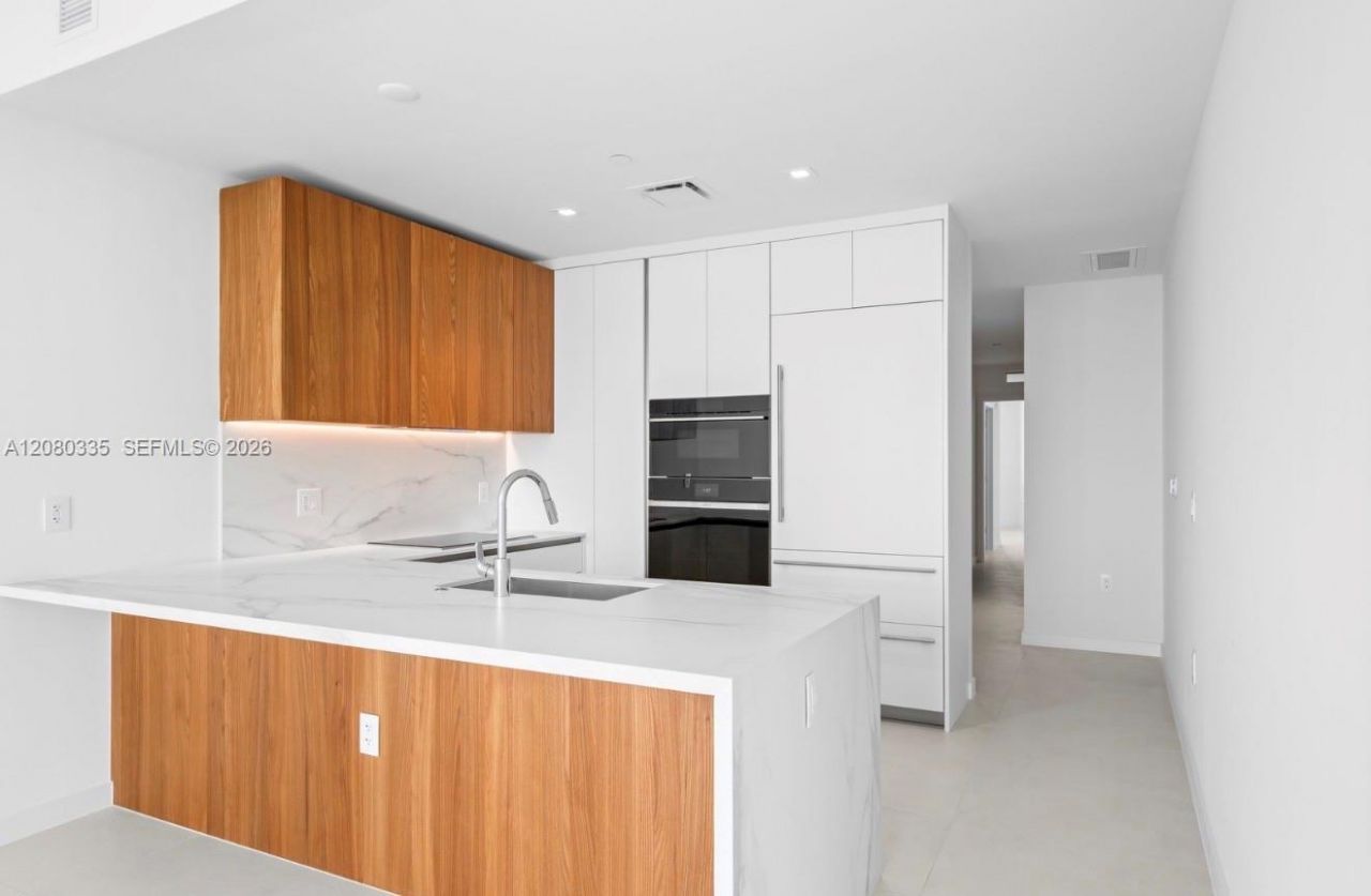 1400 Biscayne, Unit 3805, Miami, FL 33132 Photo