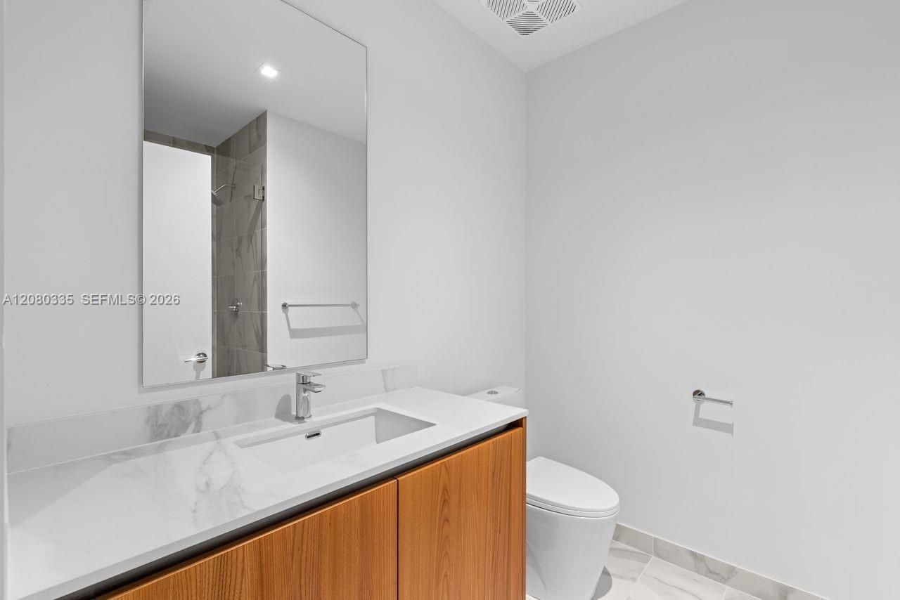 1400 Biscayne, Unit 3805, Miami, FL 33132 Photo