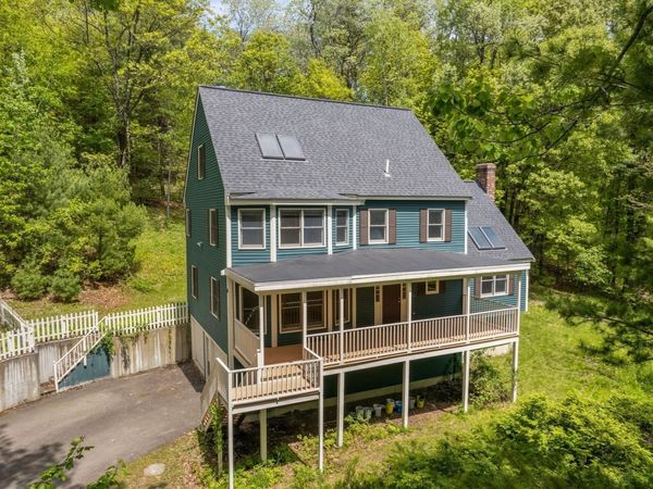10 Fairway Dr, Groton, MA 01450
