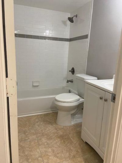 2786 Tennis Club Drive, Unit 205, West Palm Beach, FL 33417 Photo