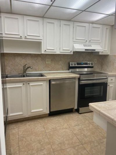 2786 Tennis Club Drive, Unit 205, West Palm Beach, FL 33417 Photo