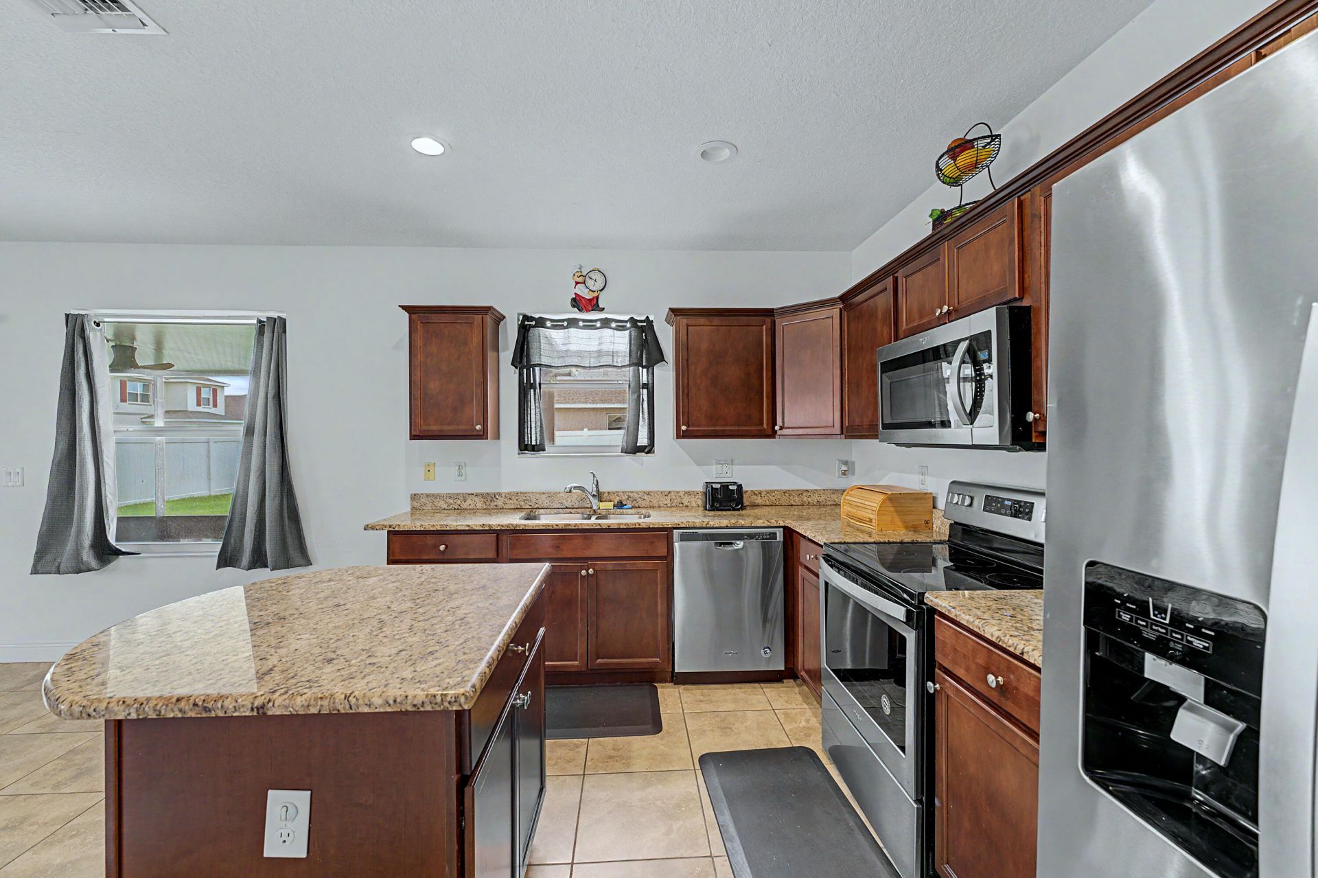 416 Seafoam Circle, Fort Pierce, FL 34945 Photo
