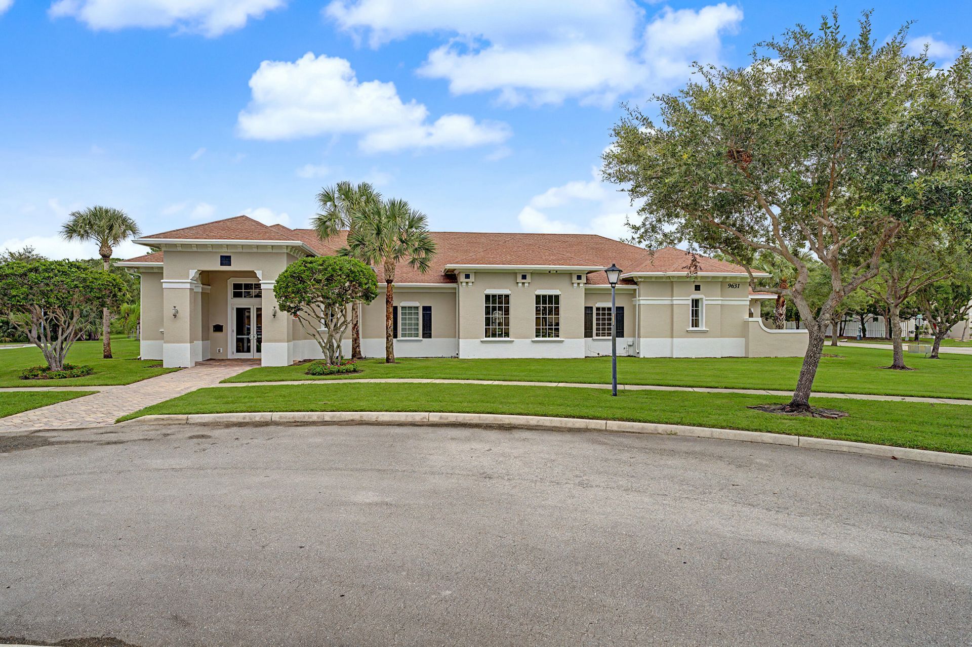 416 Seafoam Circle, Fort Pierce, FL 34945 Photo