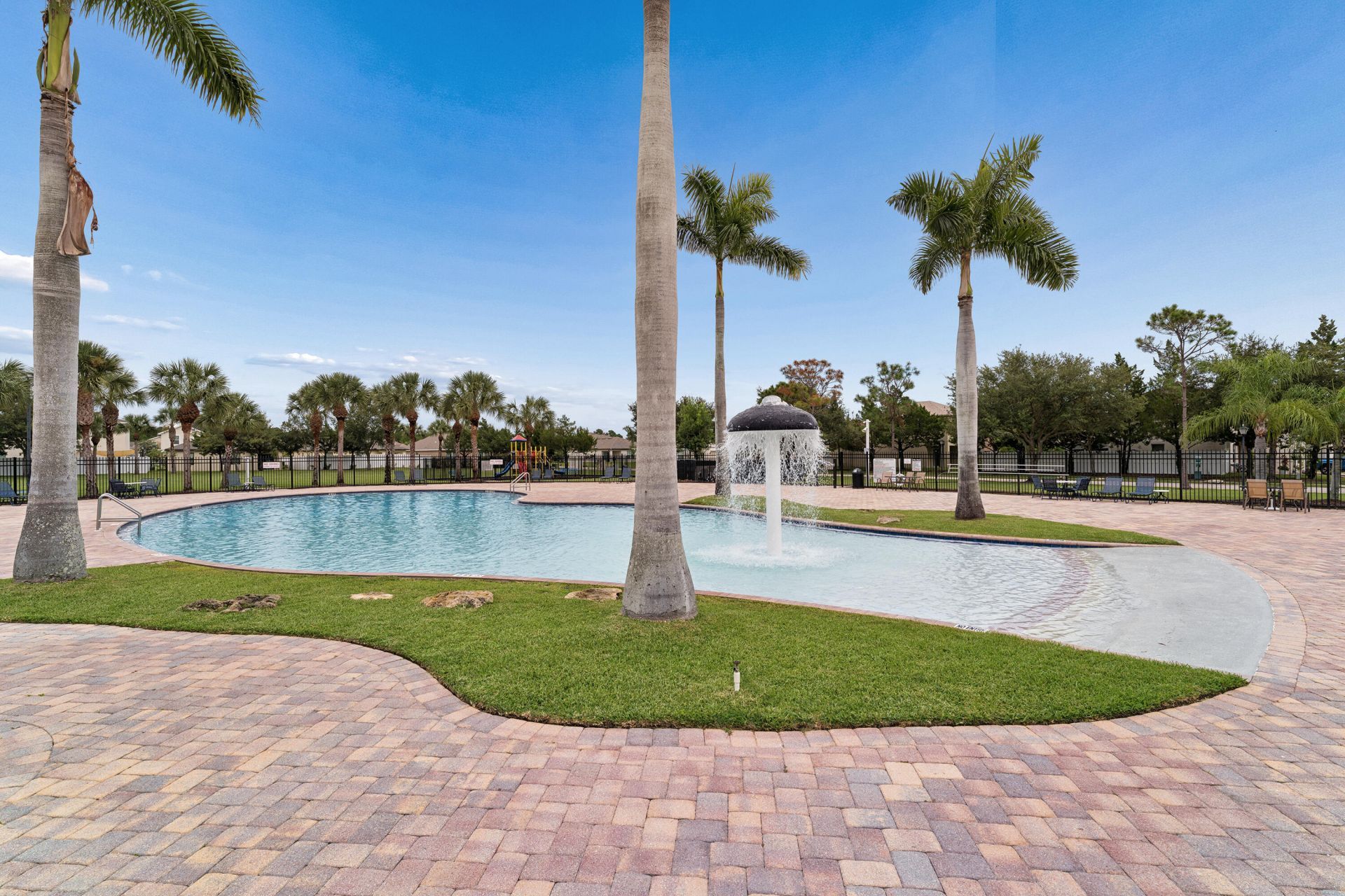 416 Seafoam Circle, Fort Pierce, FL 34945 Photo