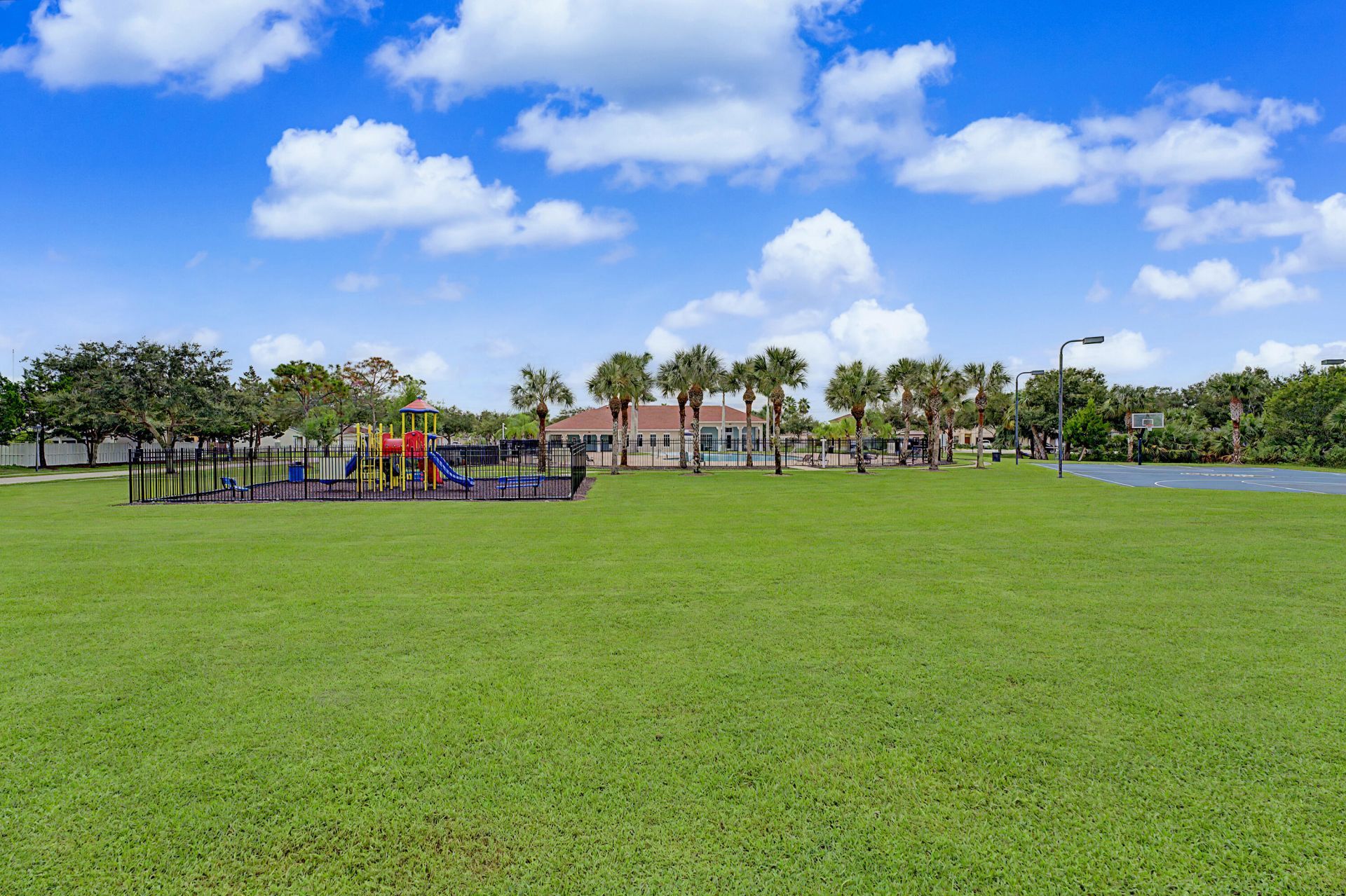416 Seafoam Circle, Fort Pierce, FL 34945 Photo