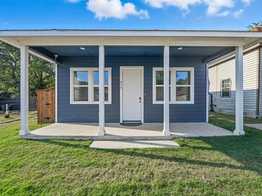 914 E Tucker Street, Fort Worth, TX 76104