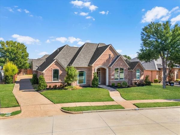 302 Skyline Drive, Trophy Club, TX 76262