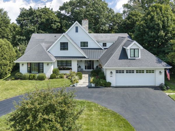 1315 Somerset Drive , Glenview, IL 60025