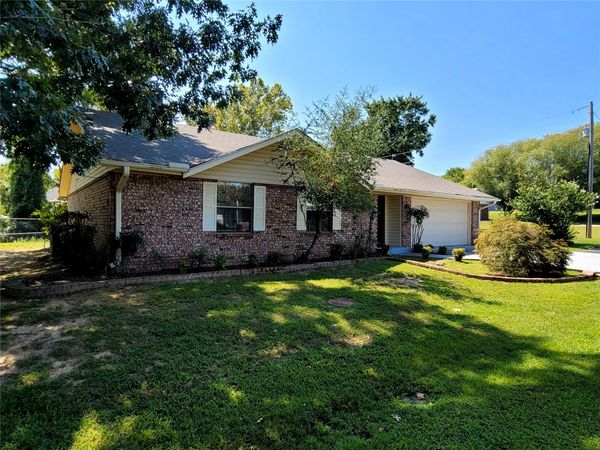 112 Meadowlark , Eufaula, OK 74432