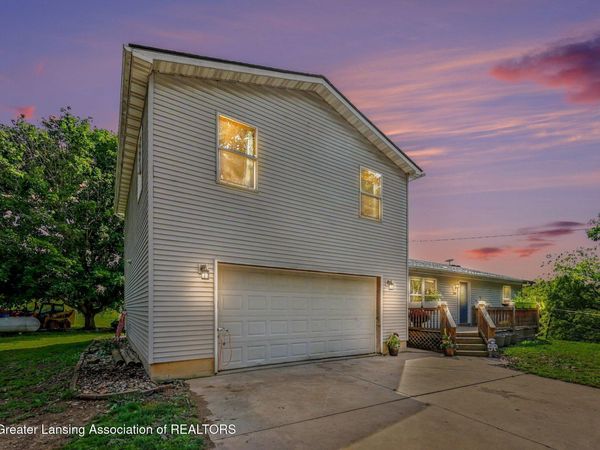 5185 Young Road, Bellevue, MI 49021