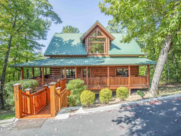 2017 Smoky Cove Rd, Sevierville, TN 37876