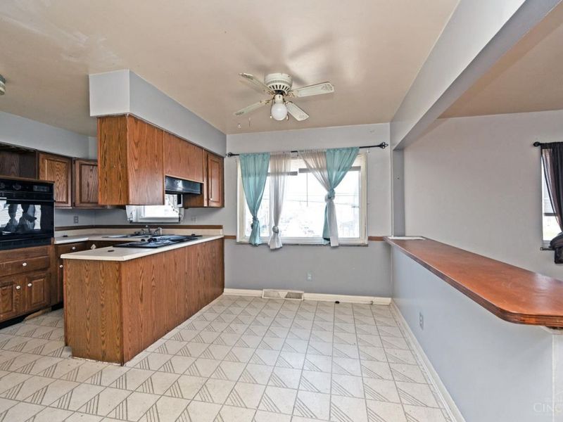 950 Jefferson Avenue, Reading, OH 45215 Photo 32