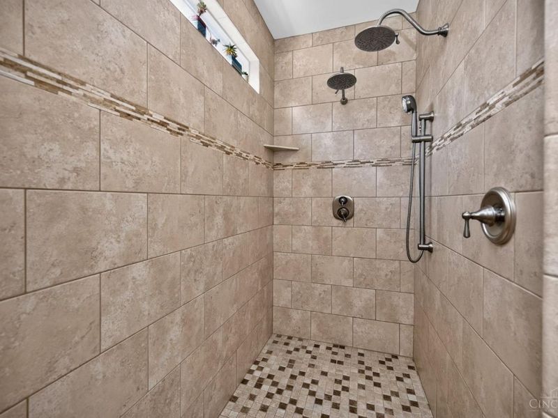 818 Forest Acres Drive, Anderson Township, OH 45255 Photo 50