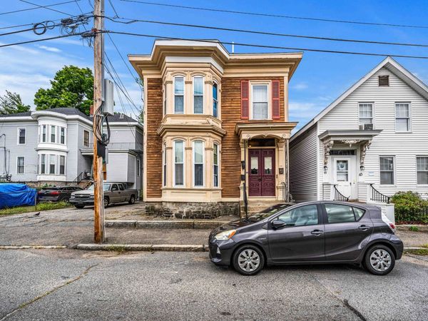 45 Varney St, Lowell, MA 01854