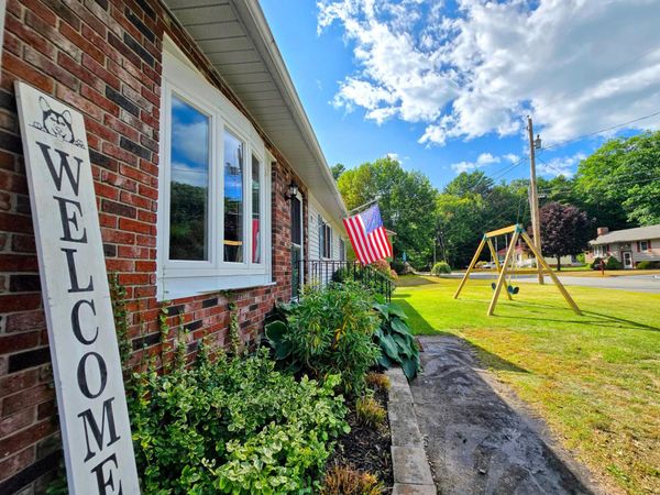 9 Juniper Road , Jay, ME 04239
