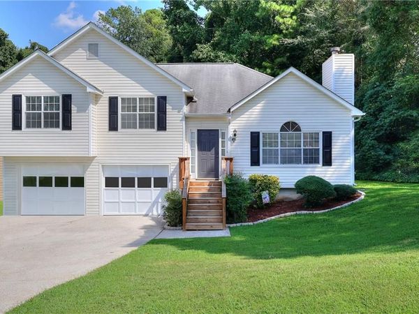 2400 Brooks Court SW, Smyrna, GA 30082